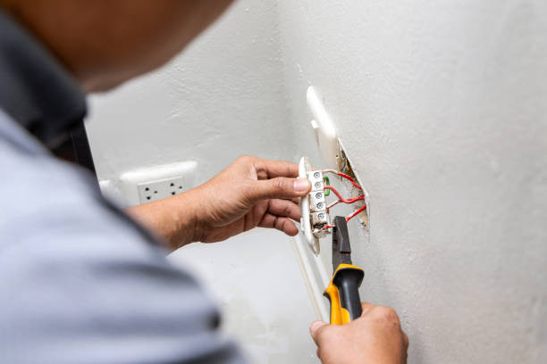 Best Local Electrician Companies  in Mccook, NE